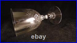 Service de 6 verres a eau en cristal de Baccarat modèle Douai