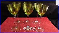 Service de 6 verres à vin Roemers en cristal de Baccarat modèle Perfection vert
