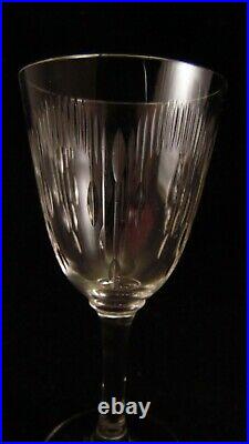 Service de 6 verres à vin en cristal de Baccarat modèle Molière