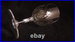 Service de 7 verres a vin en cristal de Baccarat modèle Richelieu