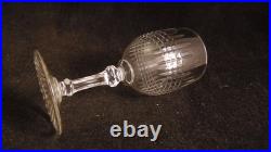 Service de 8 verres vin blanc cristal de Baccarat modèle Dombasle (Nancy luxe)