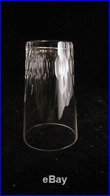 Service de 9 gobelets en cristal de Baccarat modèle Richelieu hauteur 9 cm