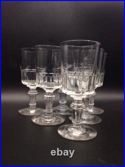 Service de six verres à vin rouge en cristal taillé de Baccarat modèle Mirabeau