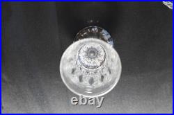 Service de verres à pied en cristal Baccarat modèle Assas 37 Pièces