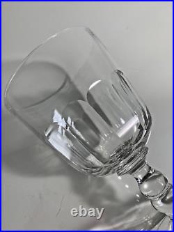 Superbe 7 verre à eau en cristal de Baccarat modèle Gondole