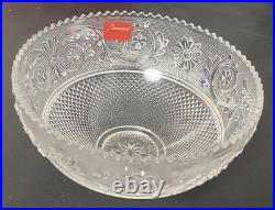 Superbe Bol / coupelle arabesque en cristal de Baccarat French crystal bowl cup