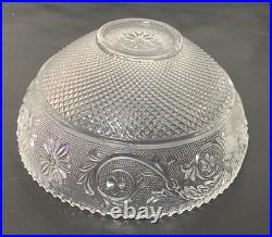 Superbe Bol / coupelle arabesque en cristal de Baccarat French crystal bowl cup