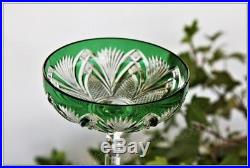 Très rare coupe à champagne en cristal de Baccarat modèle Tsar 30 cm verte (B)