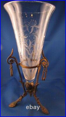 Tulipiere cristal taillé fleurs 19e siecle monture bronze vase cornet baccarat
