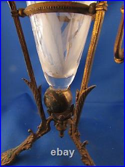 Tulipiere cristal taillé fleurs 19e siecle monture bronze vase cornet baccarat