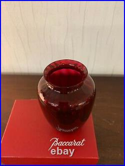 Vase amphore rouge en cristal de Baccarat