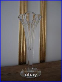 Vase ancien en cristal ancien Baccarat modèles Malmaison 25.5 cm