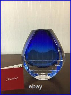 Vase bleu en cristal de Baccarat