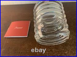 Vase clair ovale strie clair cristal de Baccarat h 14 cm