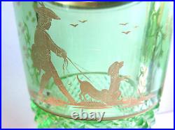 Vase cristal d'ouraline BACCARAT, peint or La promenade des chiens CHARLES X