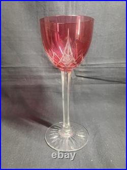 Verre à vin Roemer en cristal de Baccarat modèle Epron rouge