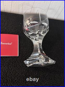 Verres à vin modèle Mercure en cristal de Baccarat