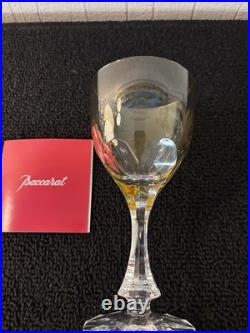 Verres à vin modèle Monaco'bicolore' en cristal de Baccarat