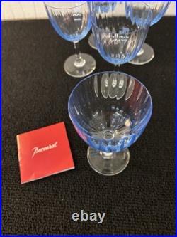 Verres à vin modèle aquarelle bleu ciel cristal Baccarat